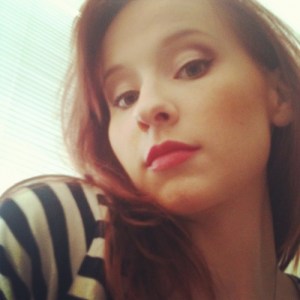 Mary Kate Wiles embodies the 2012/13 party girl Lydia in the Lizzie Bennet Diaries VLOG [Image courtesy @TheLydiaBennett Twitter page]