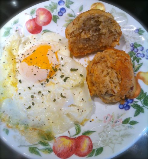 Granola MUffin with egg