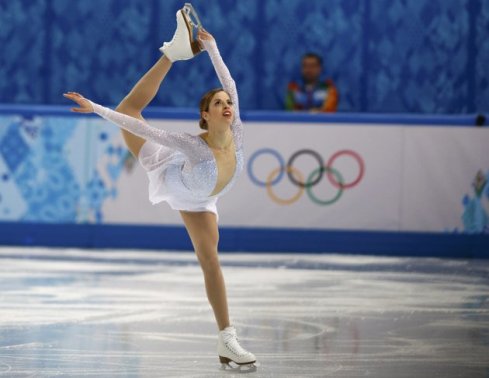 [Carolina Kostner skates her short program during the Sochi Olympics [Image courtesy Yahoo Sports]
