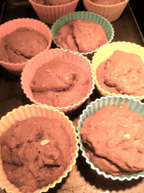 Felt like using my big muffin cups today. Here are the Choc. Goji Sesame muffins right out of the oven.